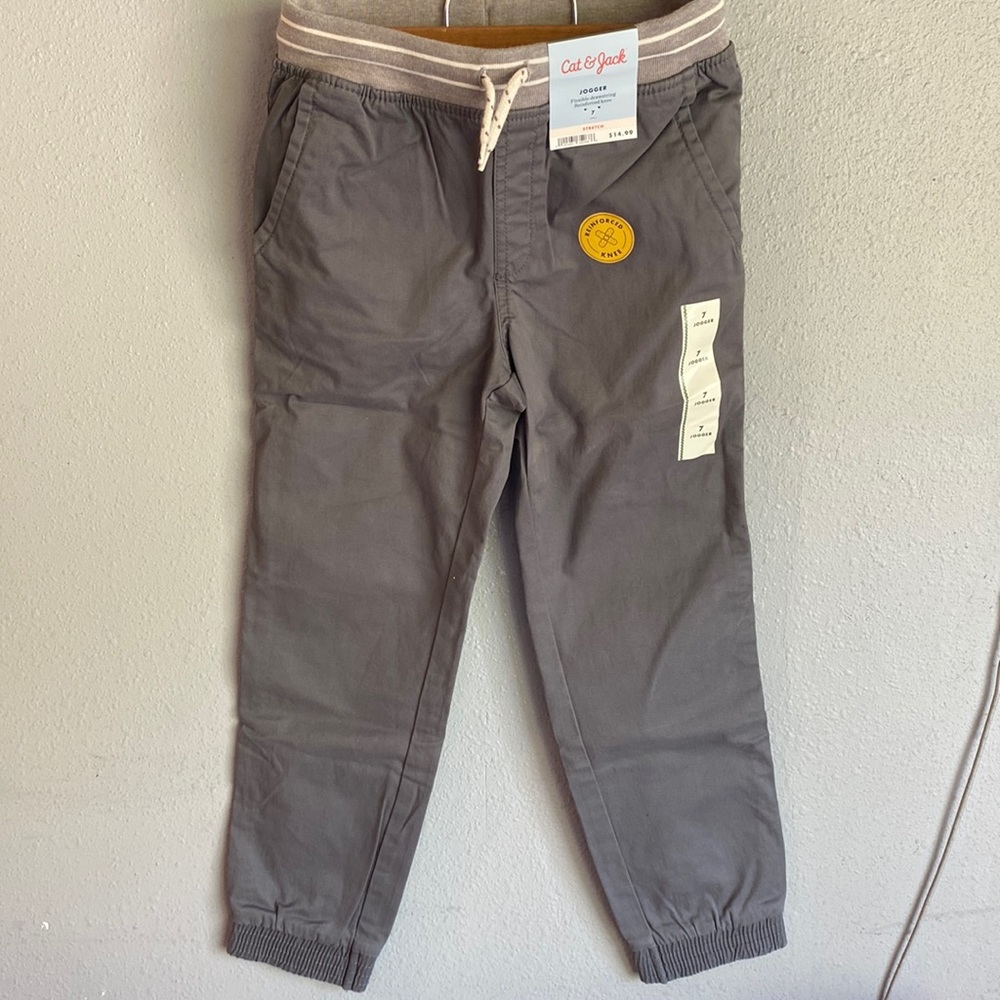 Cat & Jack NWT SIZE 7 joggers